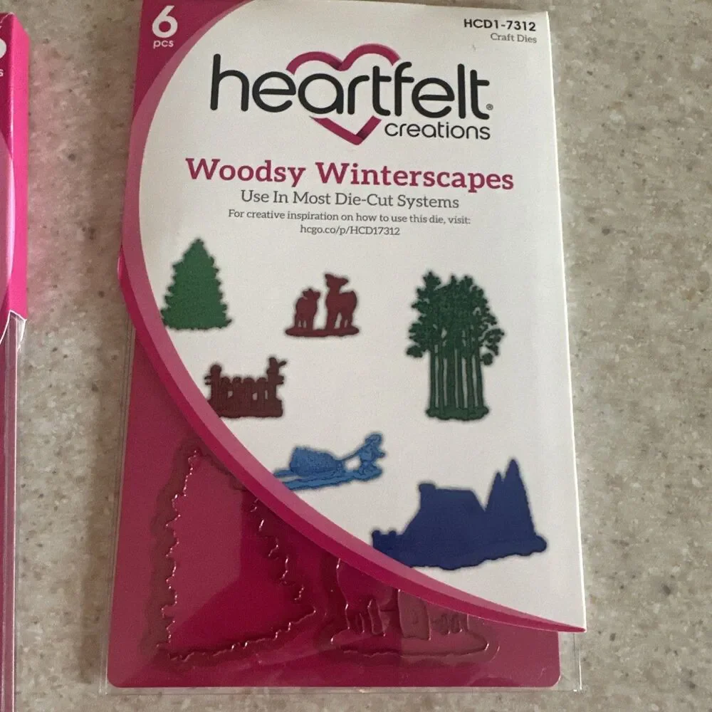 Heartfelt Creations Woodsy Winterscapes Cling Stamp and Die Set for Cardmaking